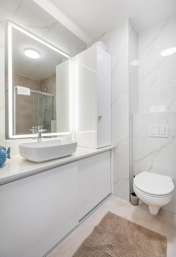 Stella Lovely Studio With Balcony And Free Parking 두브로브니크 외부 사진